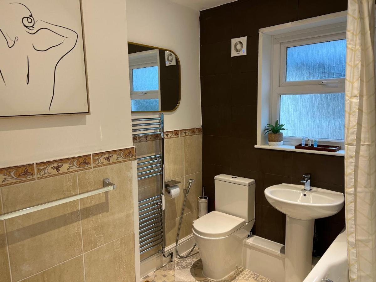 Sakura,sleeps 8 Netflix Сasa de vacaciones Oxford